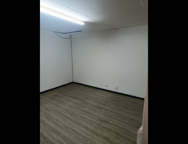 191M² MINI FACTORY TO LET IN SPRINGFIELD PARK